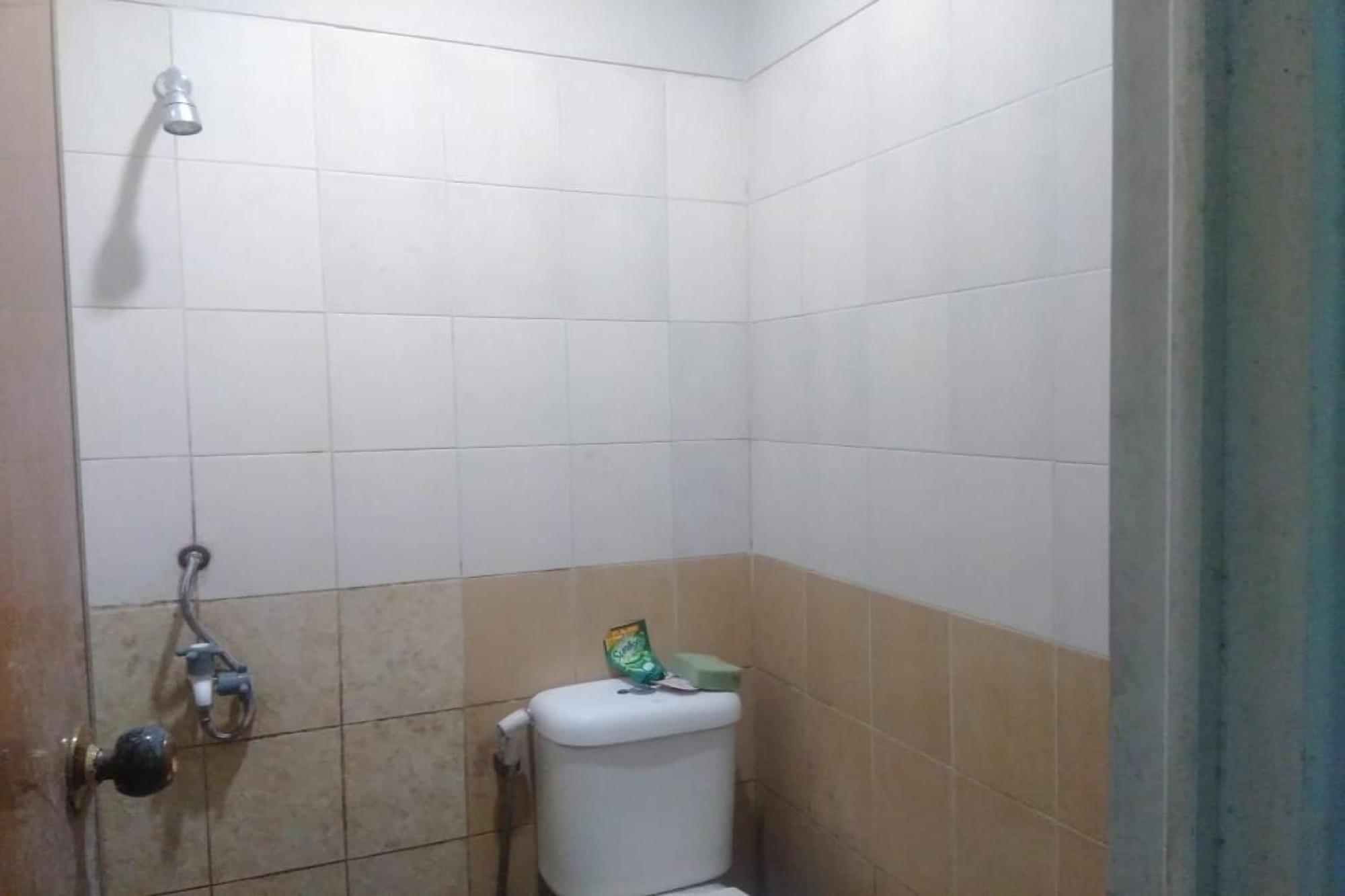 Oyo 90766 Gardenia Boarding House Hotel Purwokerto Luaran gambar